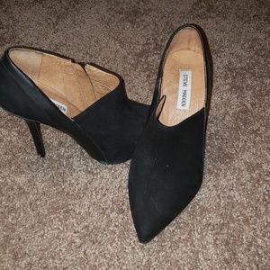 EUC high heeled booties